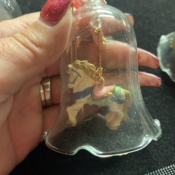 Glass Christmas horse bell ornament set of 3 - Picture 4 of 5